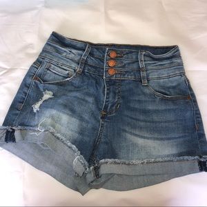 ☆ HI RISE SHORTS SIZE 5 ☆